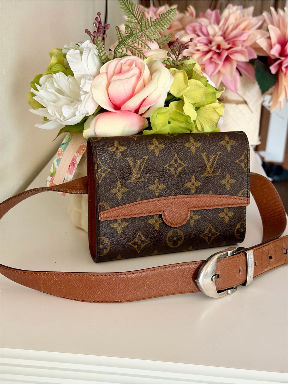 Authentic LOUIS VUITTON Monogram Arche belt bag/ fanny pack - Picture 2 of 16